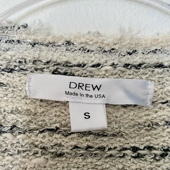 Drew Blazer - Picture 4 of 6